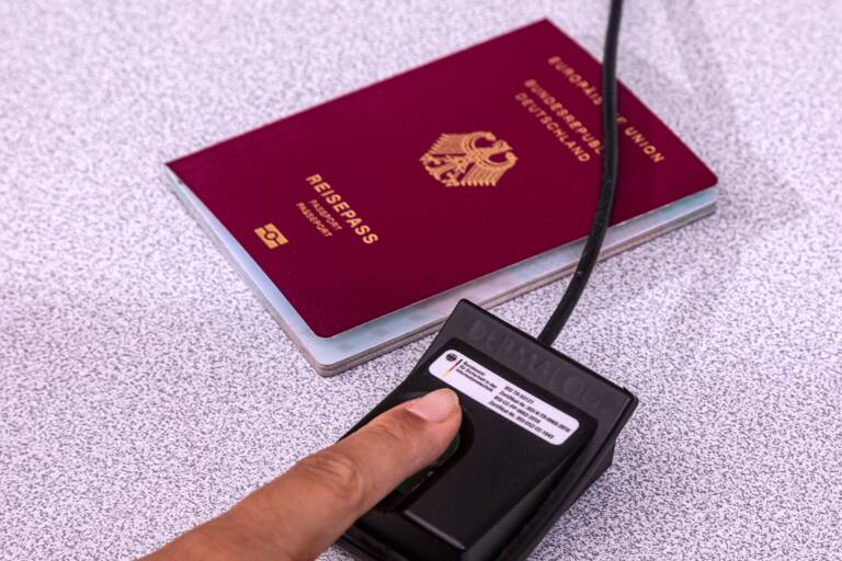 Reisepass beantragen Fingerabdruck geben
