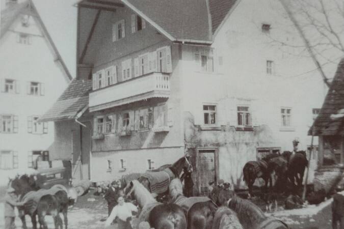 Historischer Blick auf die Pferdehandlung Faulhaber